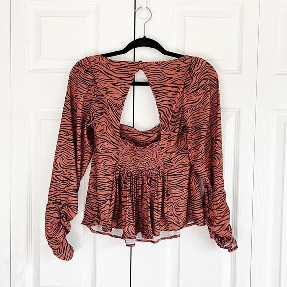 Free People Tiger Print Orange Black Cutout Top Women's Size X-Small XS - Picture 2 of 7